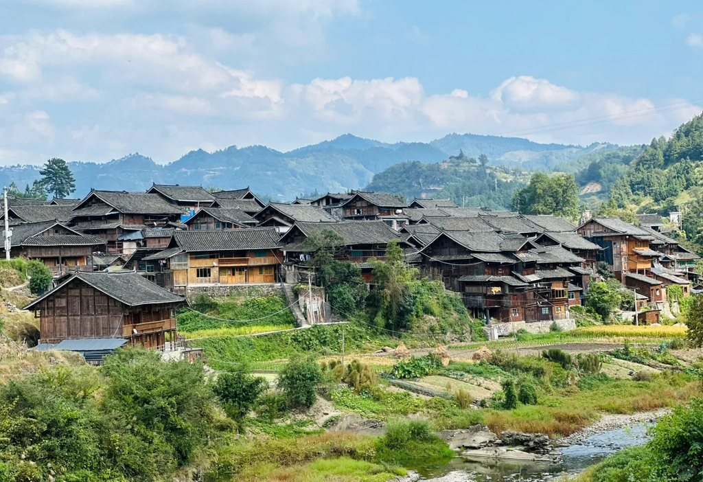 Shiqiao Village