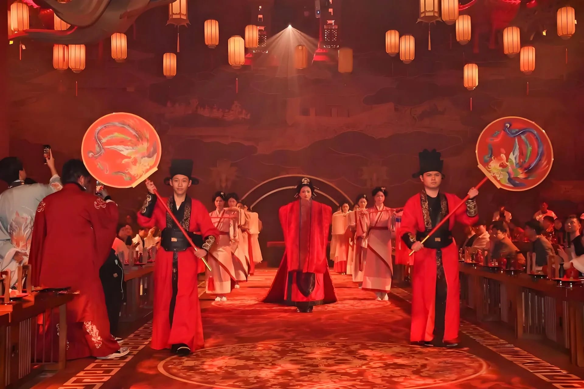 💃🏼 The Palace Banquet Immersive Experience
