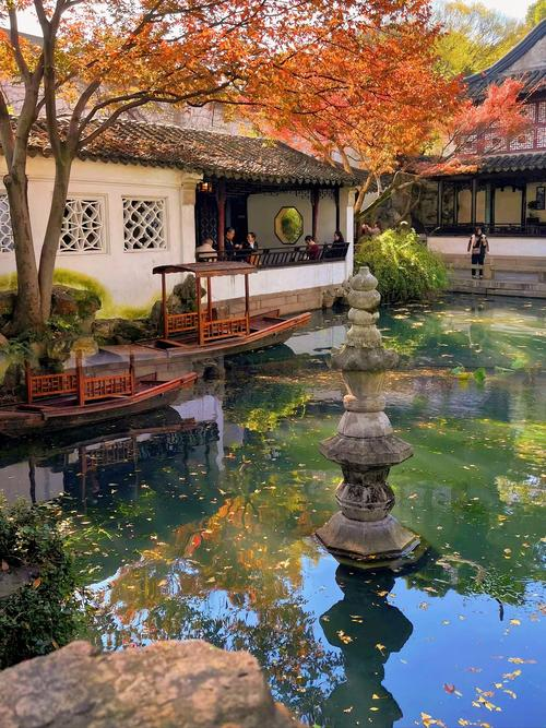Lingering Garden