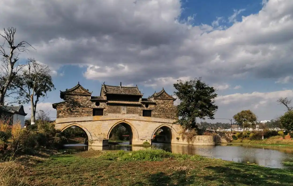 **Jianshui Ancient Town**