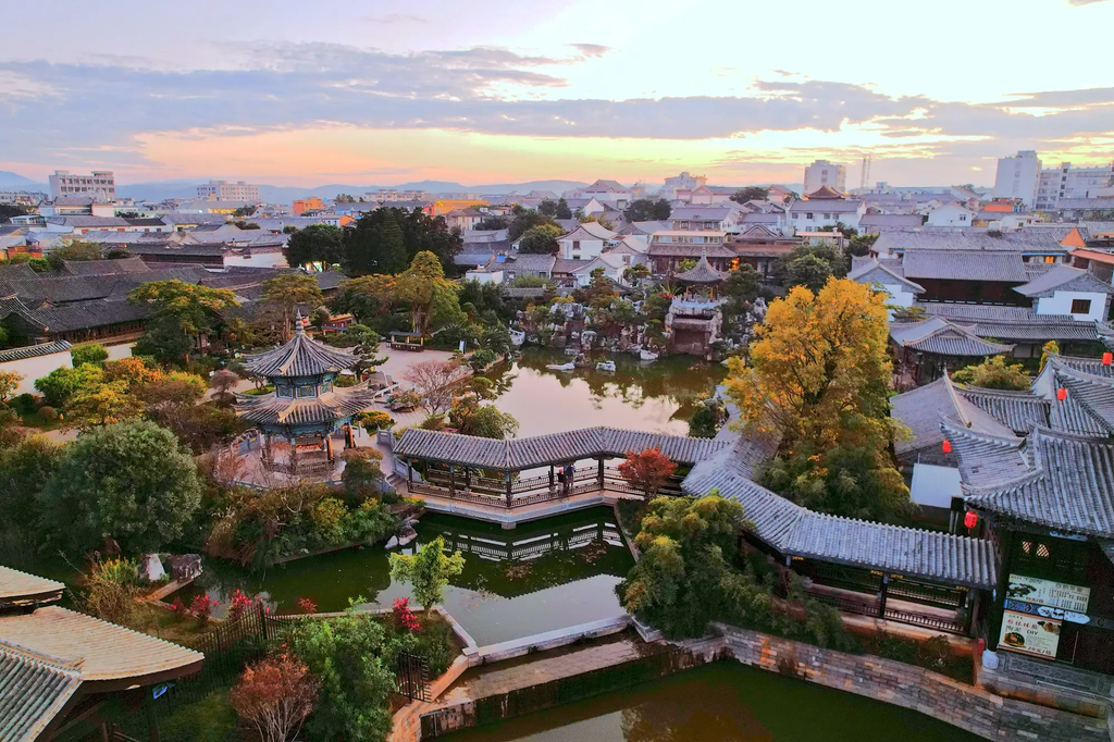 **Zhu Family Garden**